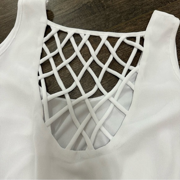 Stilletto’s Size Small White Dress - Picture 5 of 6